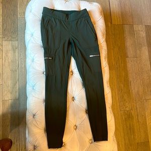 Athleta Cargo Leggins